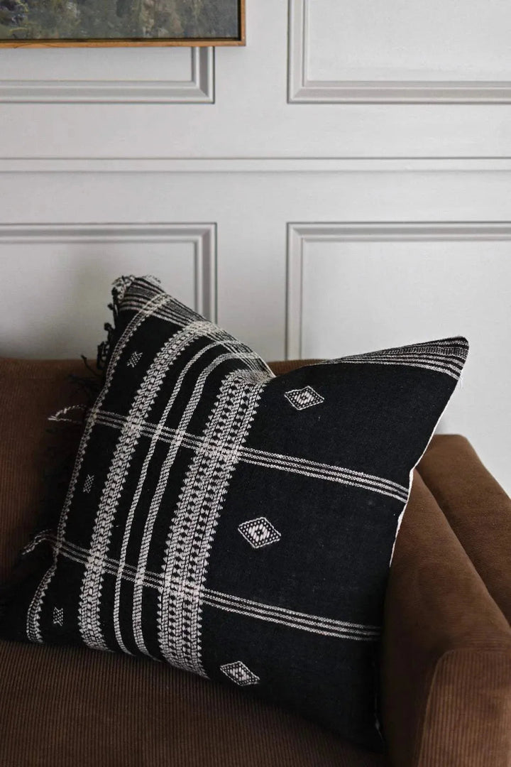 Lauren Woven Pillow Cover