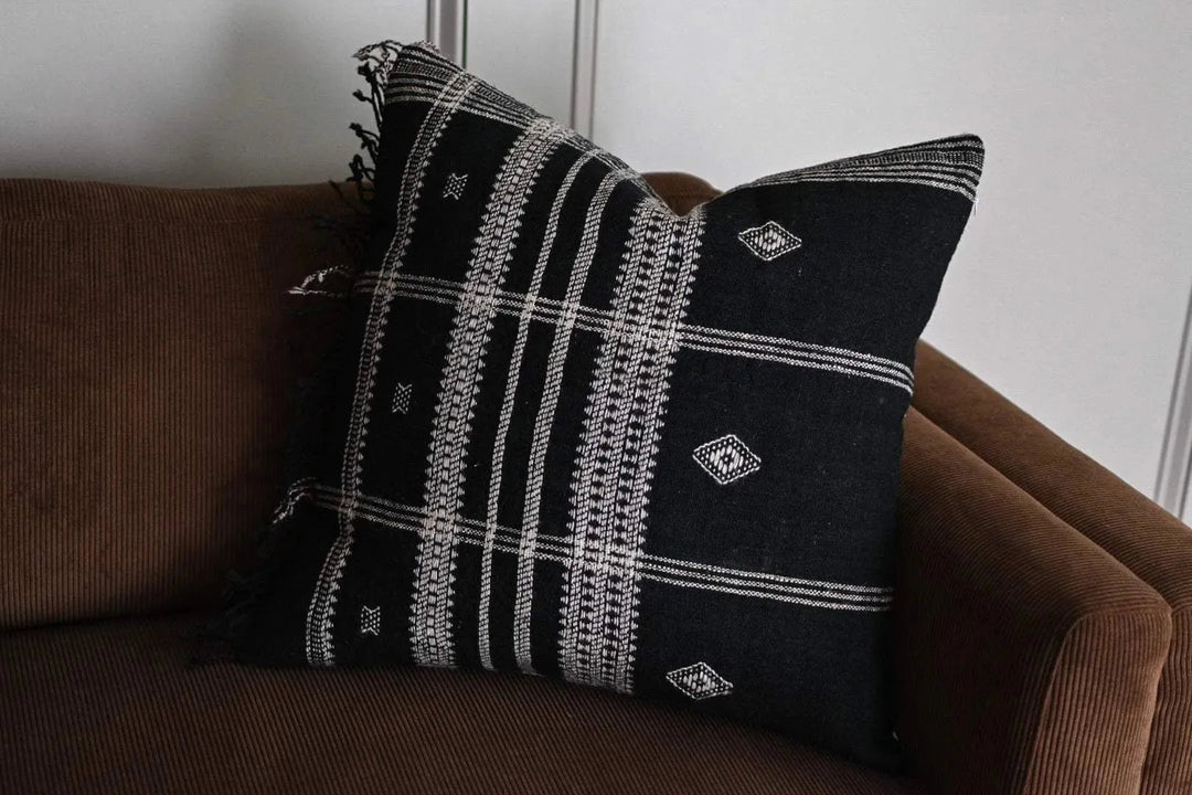 Lauren Woven Pillow Cover
