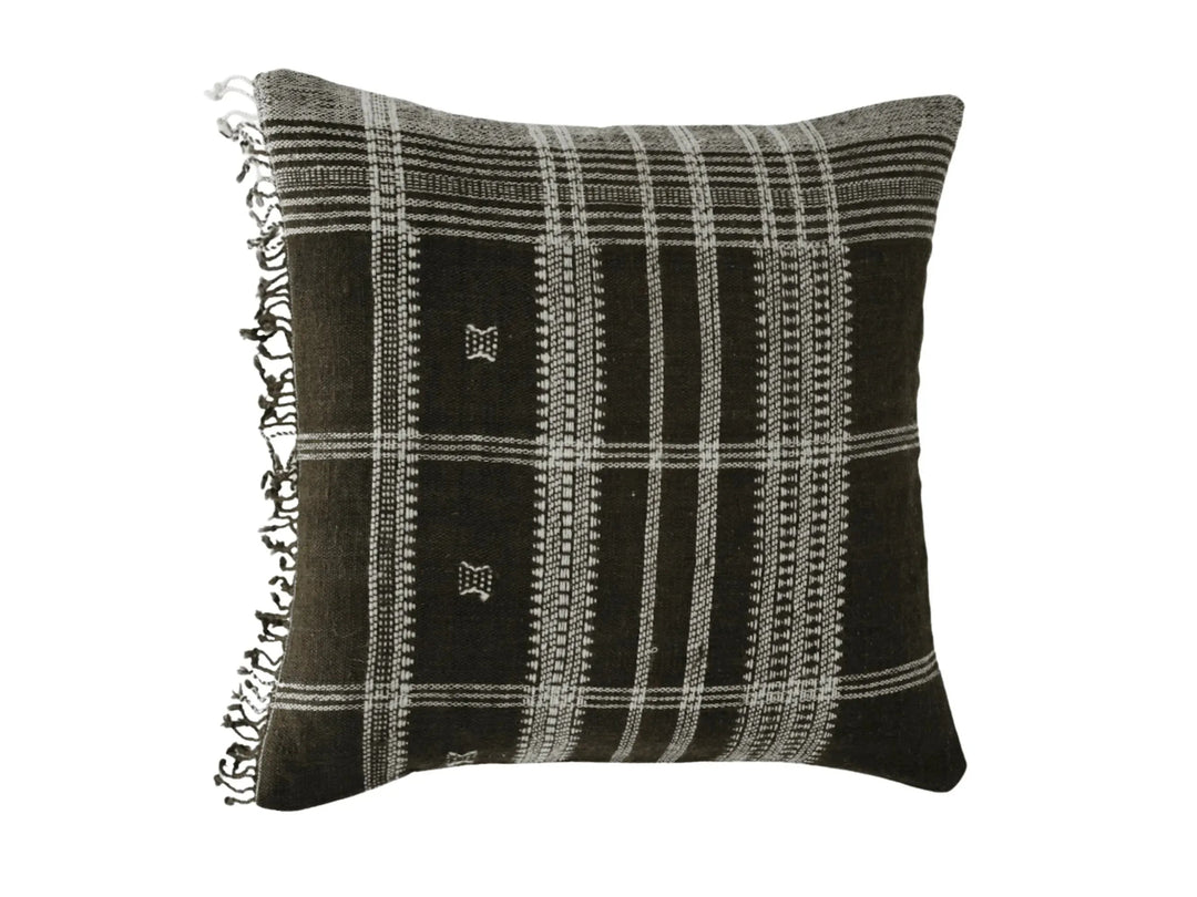 Lily Woven Pillow Cover