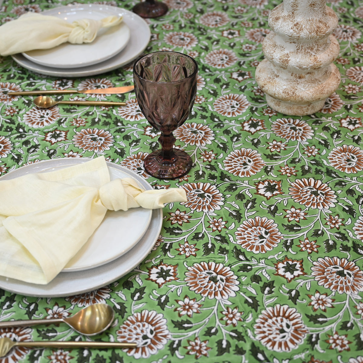 Lillian Floral Green Cotton Tablecloth - Single Border