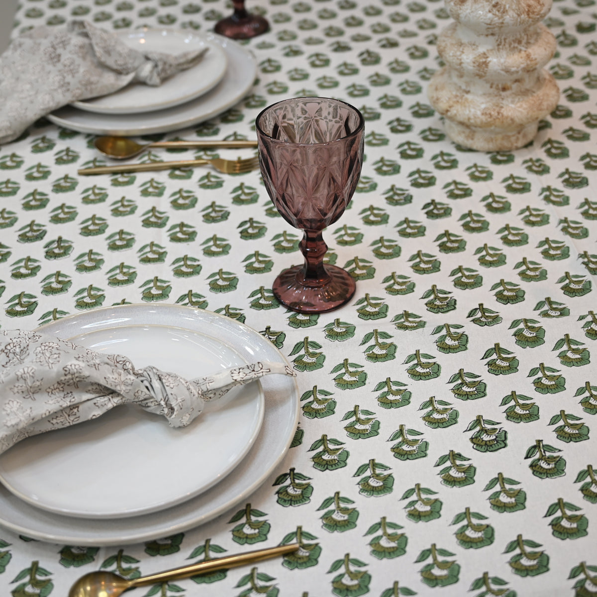 Rotceh Olive Green Cotton Tablecloth - Single Border