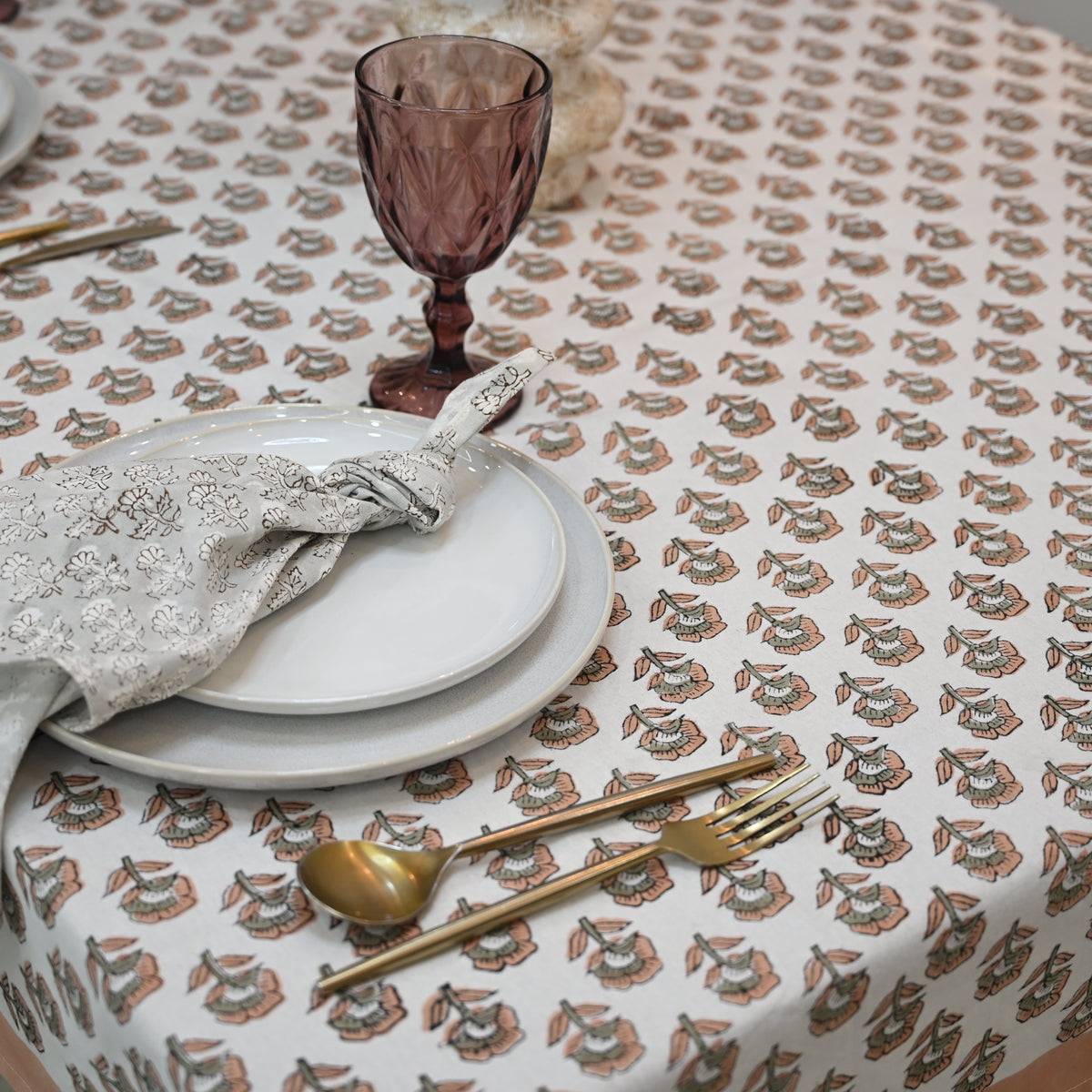 Rotceh Peach Cotton Tablecloth - Single Border