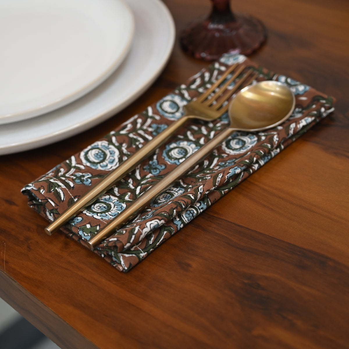 Nolan Floral Booti Dinner Napkin