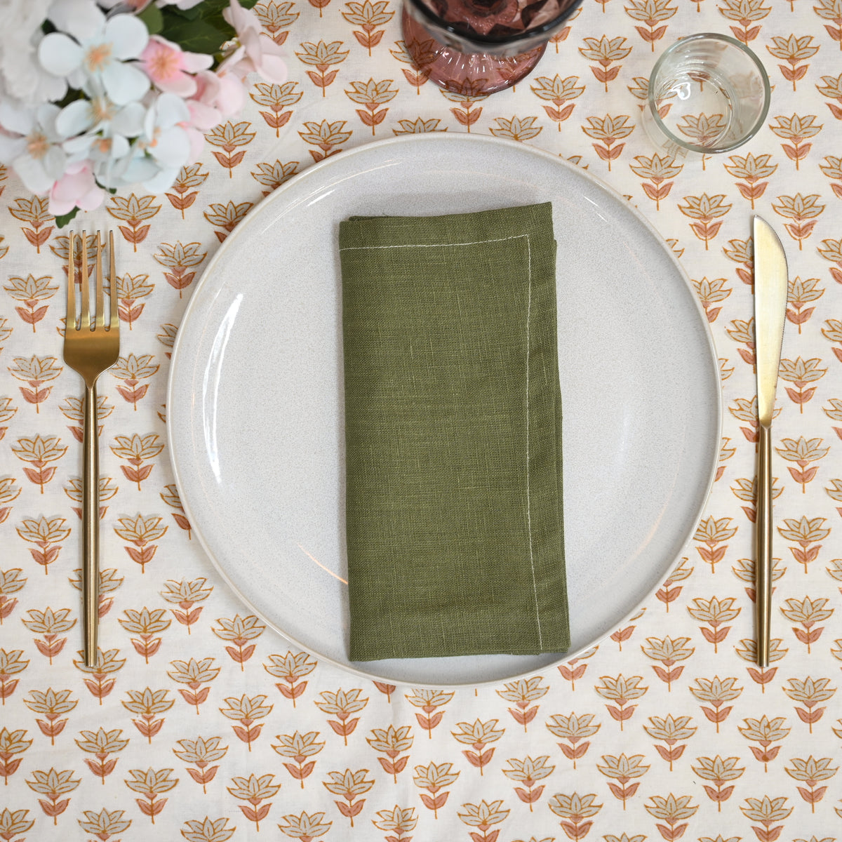 Brody Solid Linen Dinner Napkin