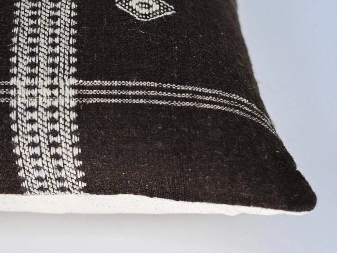 Leah Woven Pillow Cover