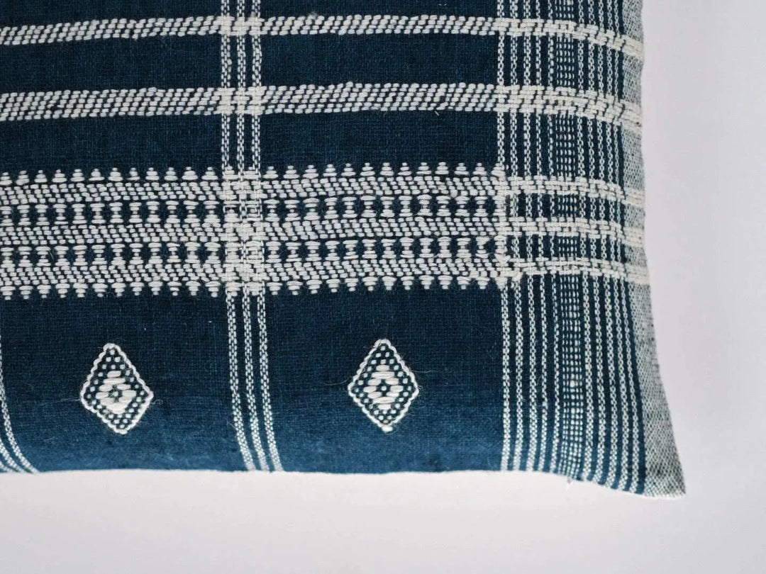 Liliana Woven Pillow Cover