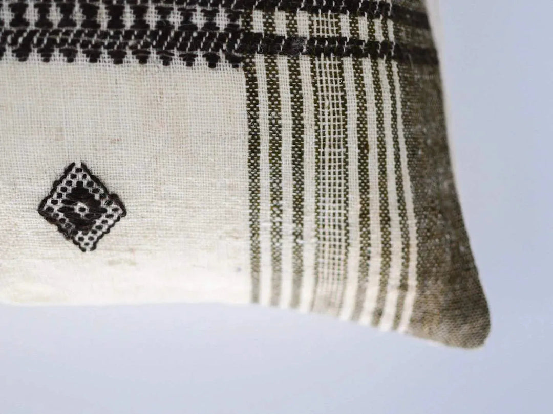 Lila Woven Pillow Cover