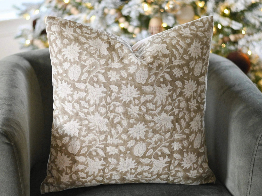 Nia Pillow Cover