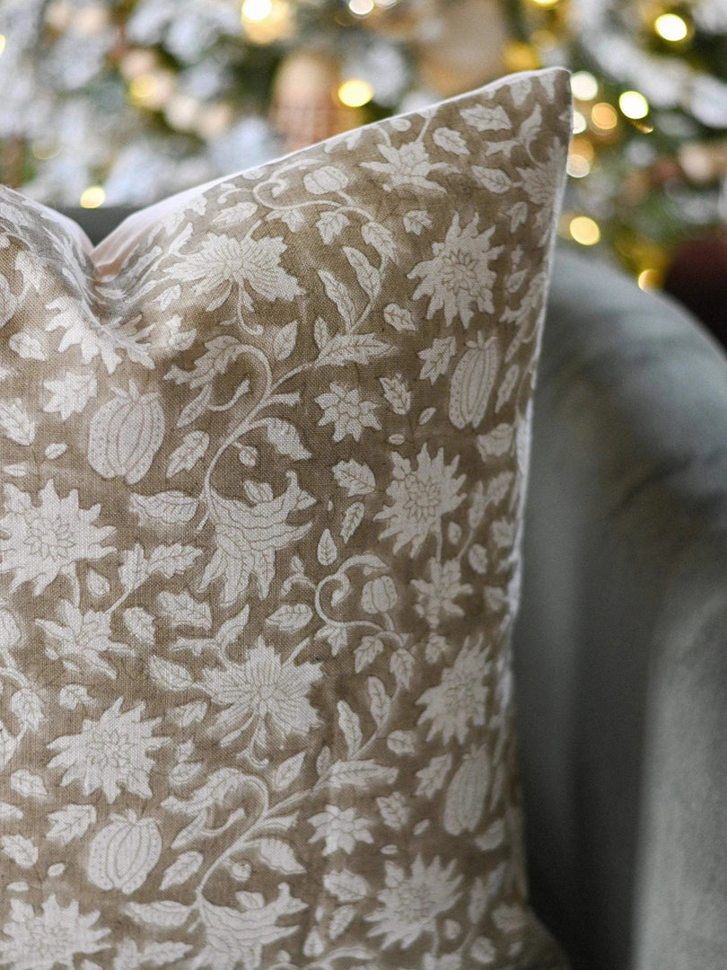 Nia Pillow Cover