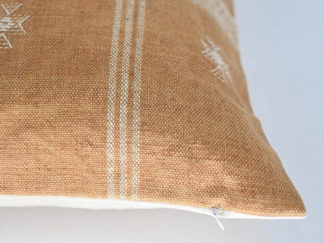 Lillian Woven Pillow Cover