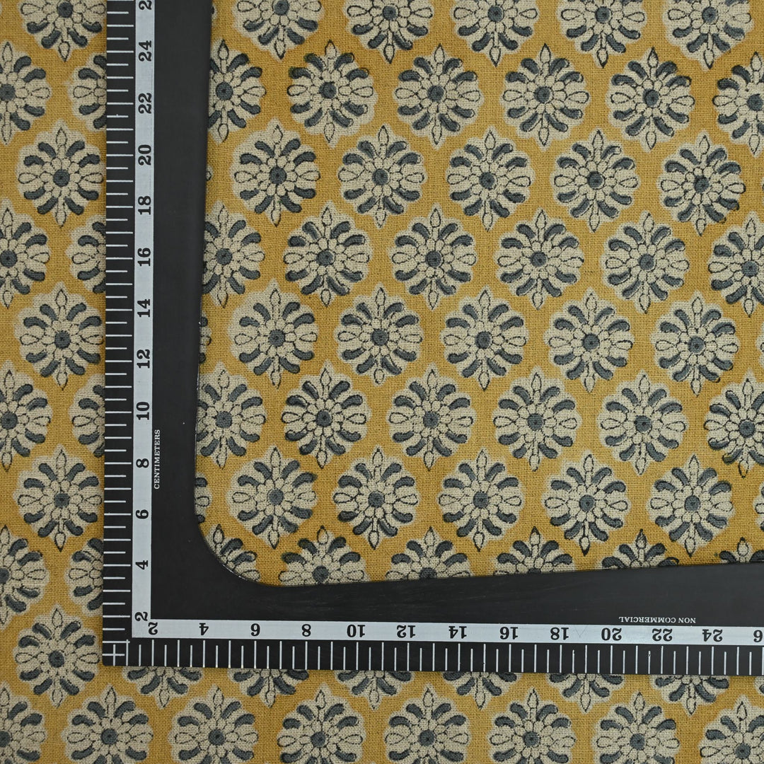 Artisan Block Print Linen Fabric - 13