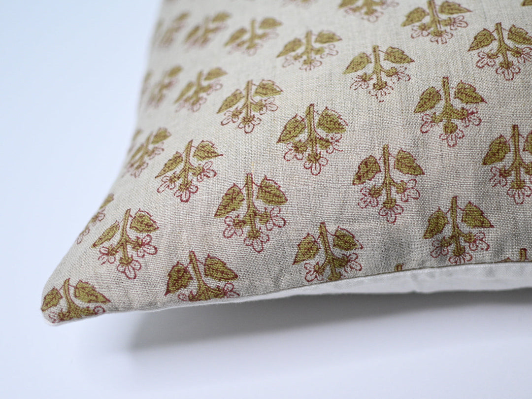 Quinn Pillow Cover