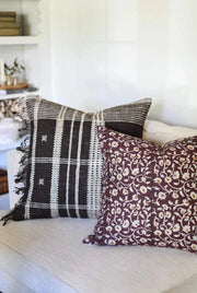 Steven Woven Pillow Cover - Rohiyaan