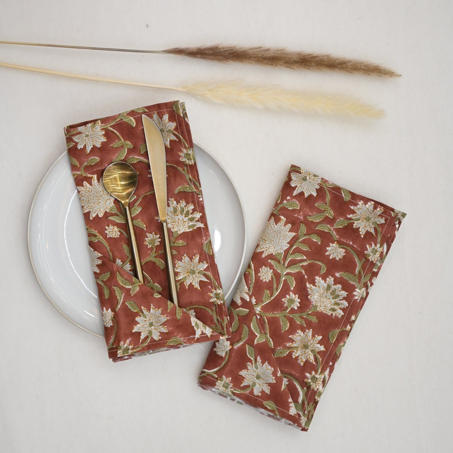 Sienna Vintage Floral Dinner Napkin