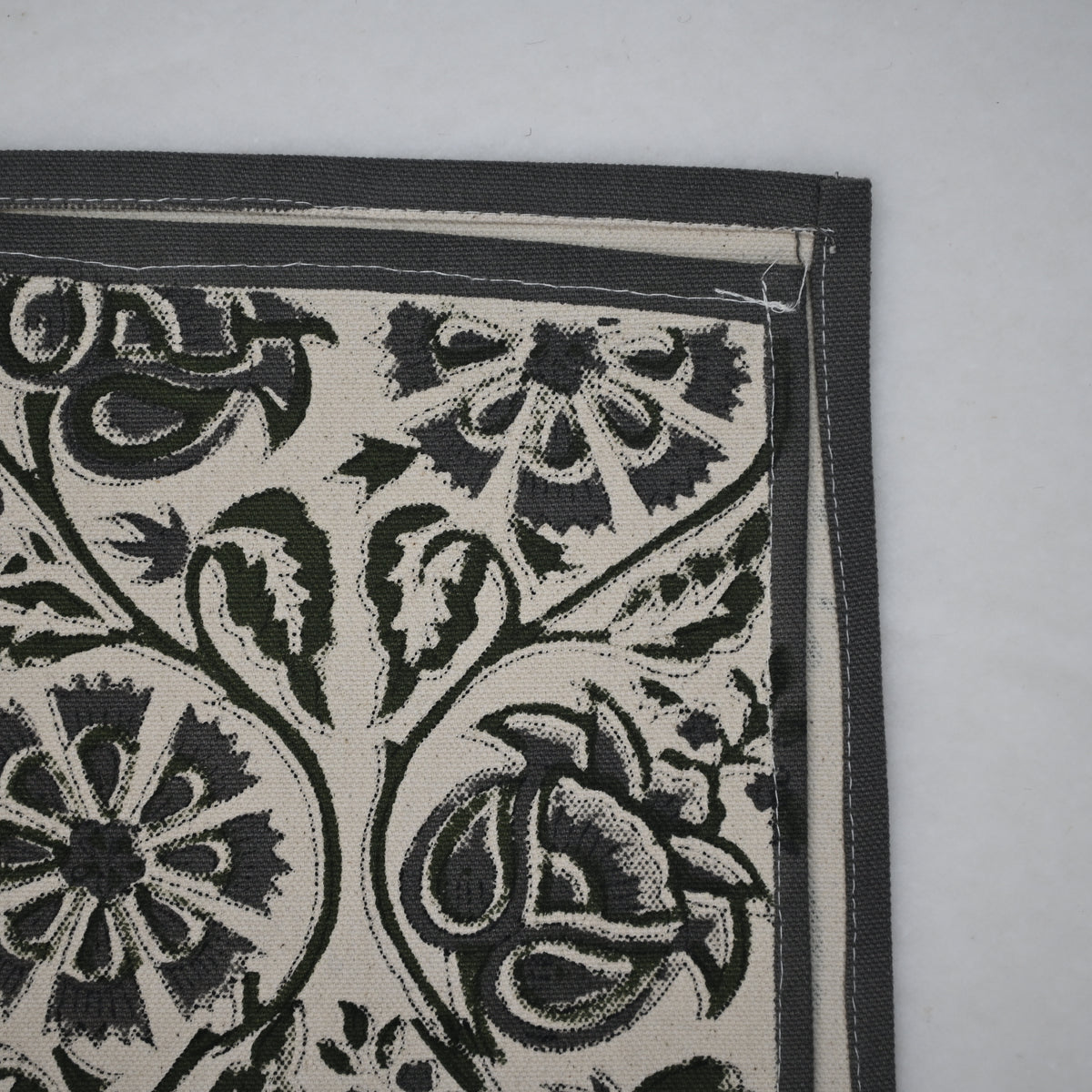 Aroim Oatmeal Cotton Table Runner