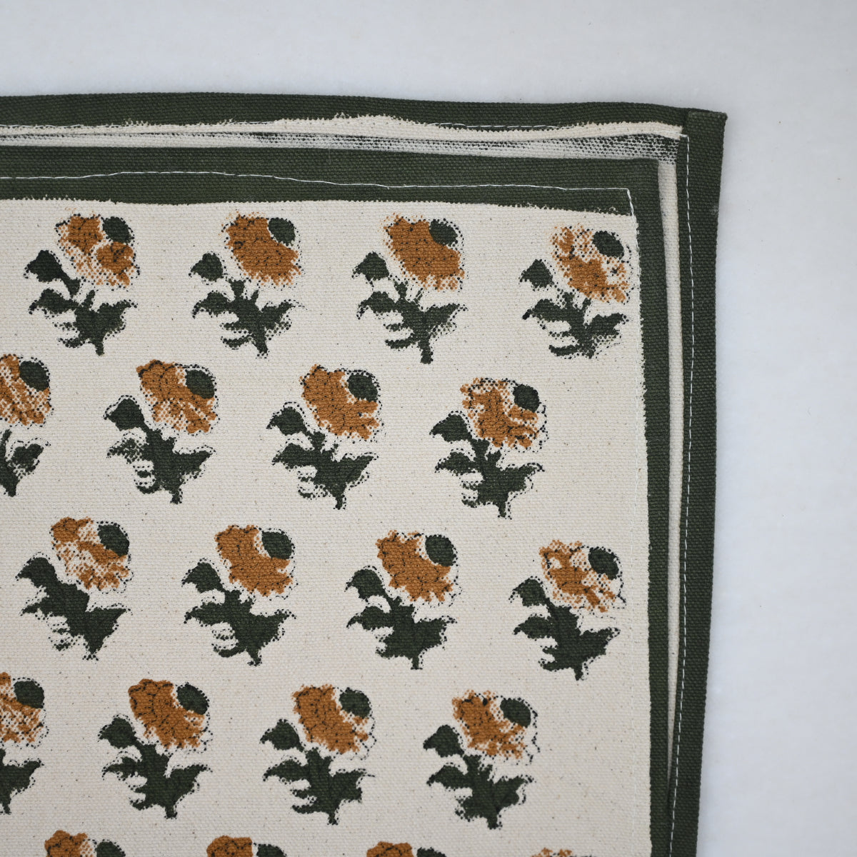 Nelaz Rust Cotton Table Runner