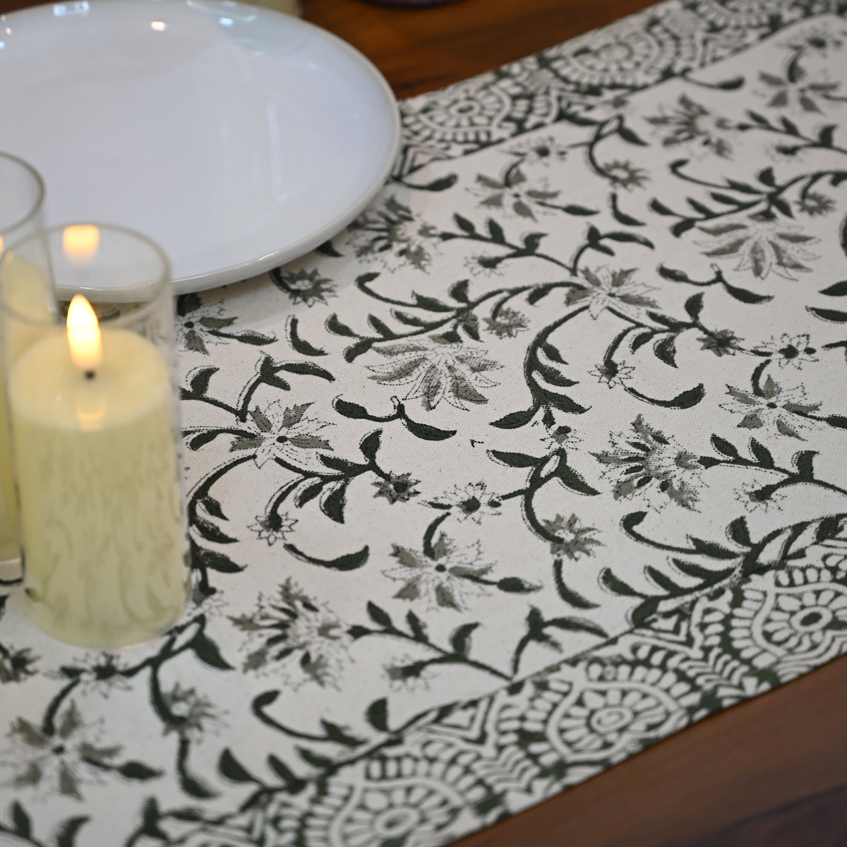 Aroil Olive Cotton Table Runner
