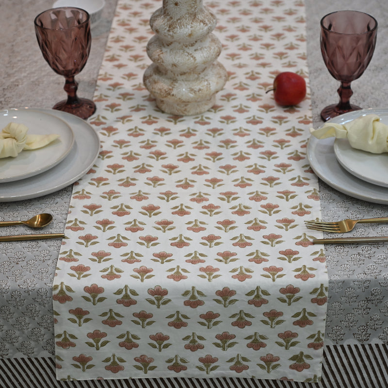 Niros  Dusty Cotton Table Runner