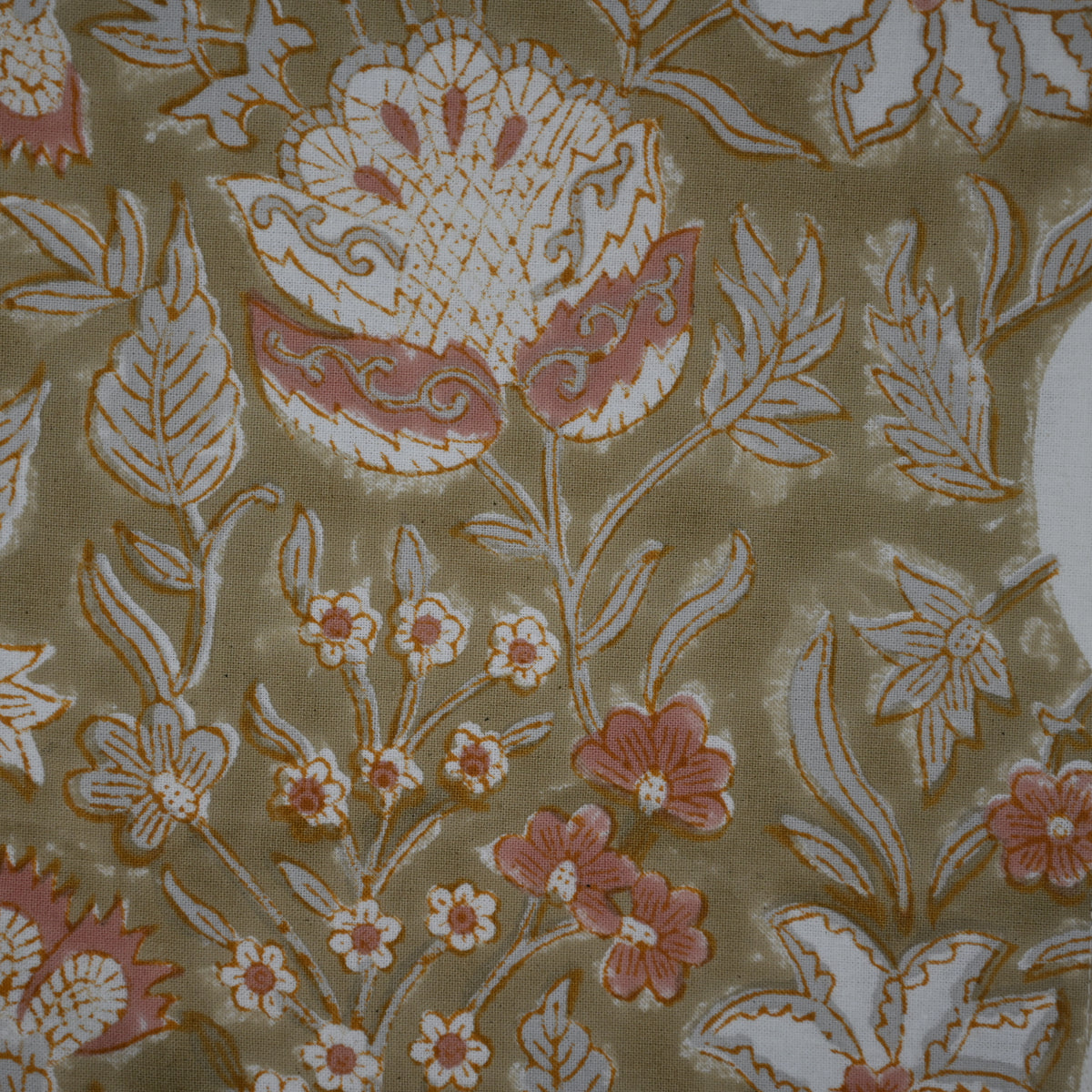 Nalev Peach Cotton Table Runner