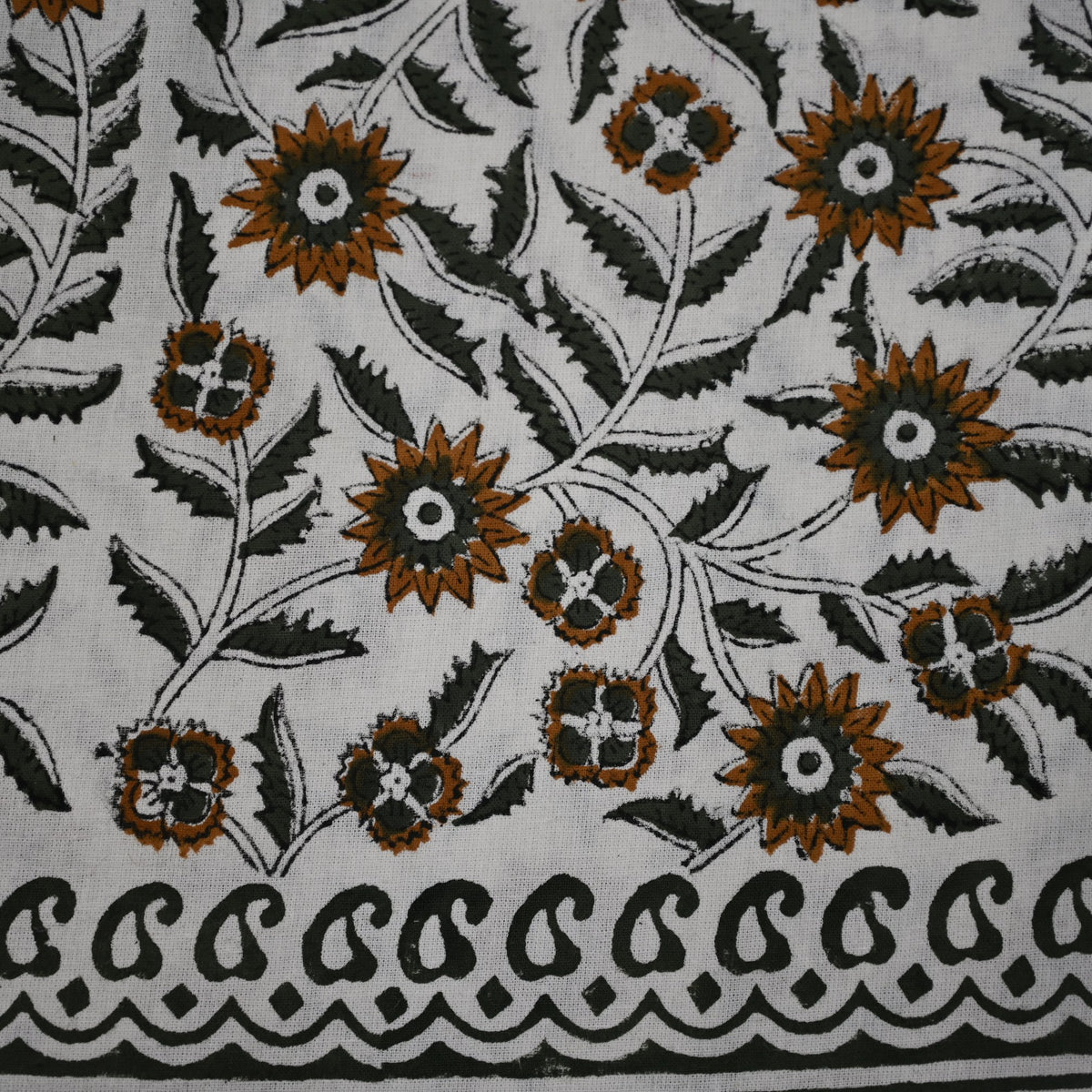 Larry Floral Rust Brown Cotton Tablecloth - Two Border