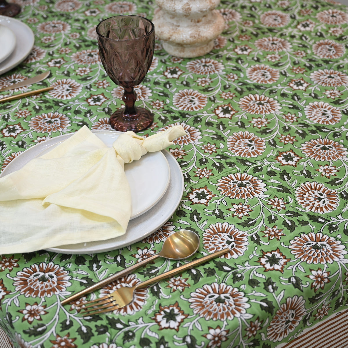 Lillian Floral Green Cotton Tablecloth - Single Border