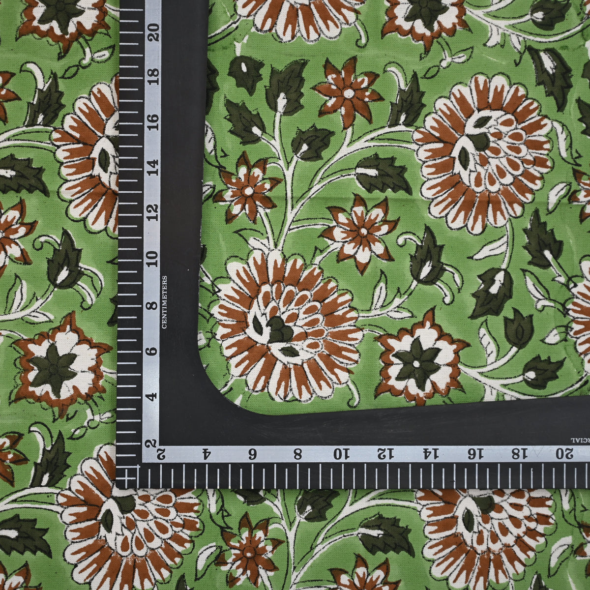 Alan Floral Booti Dinner Napkin