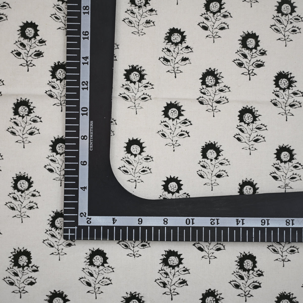 Holden Floral Booti Dinner Napkin