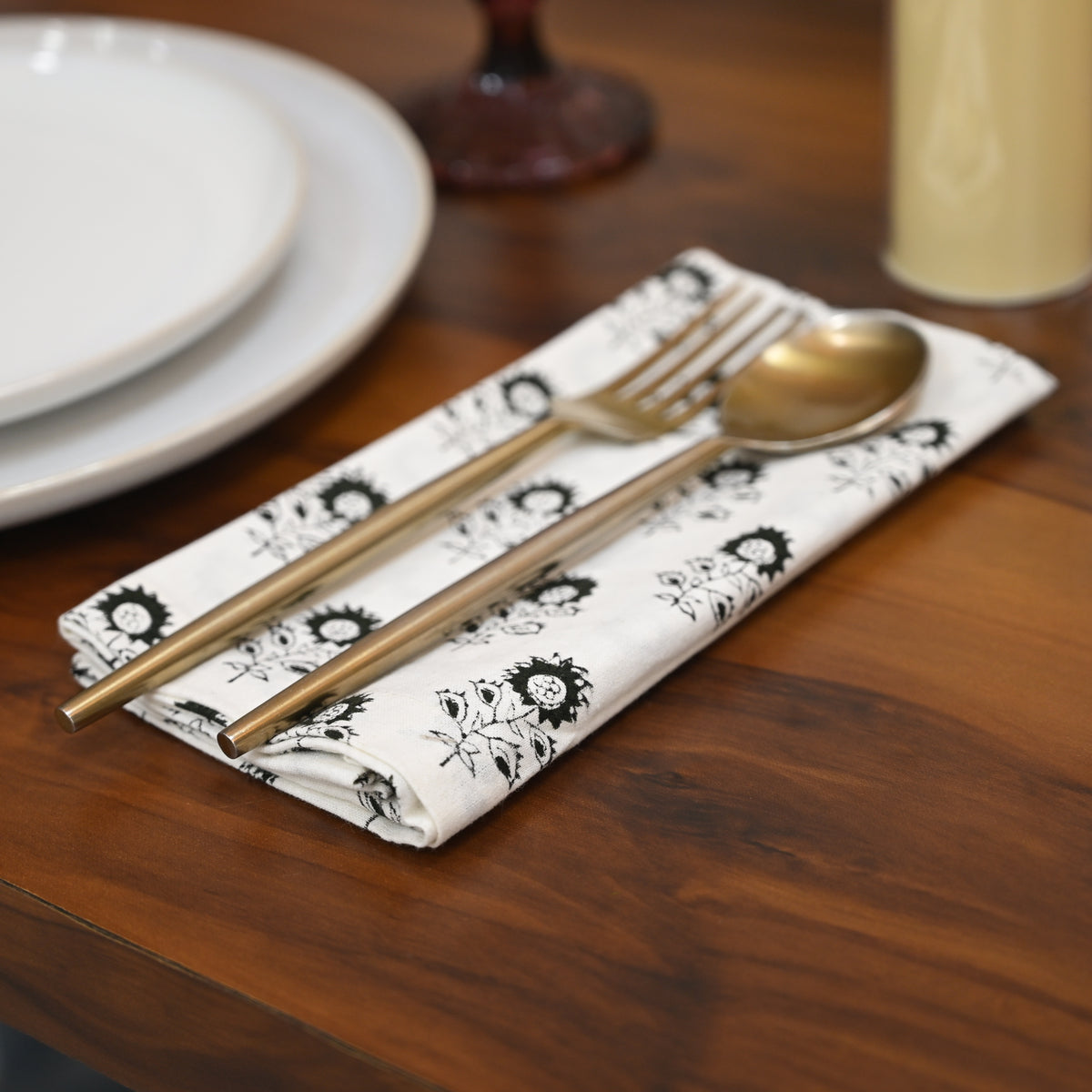 Holden Floral Booti Dinner Napkin