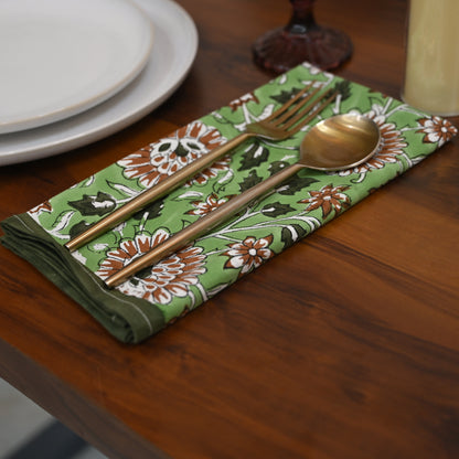 Alan Floral Booti Dinner Napkin