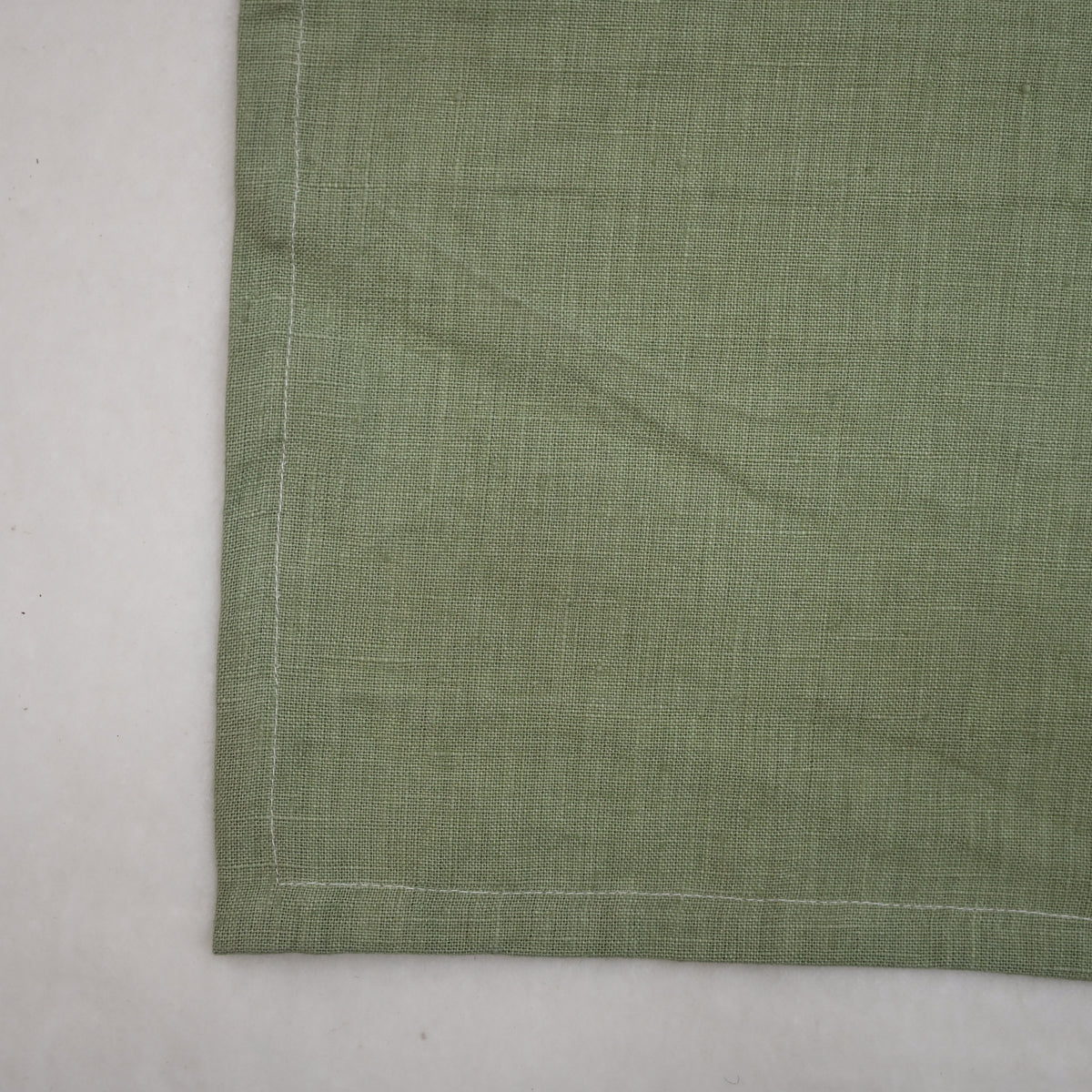 Sawyer Solid Linen Dinner Napkin