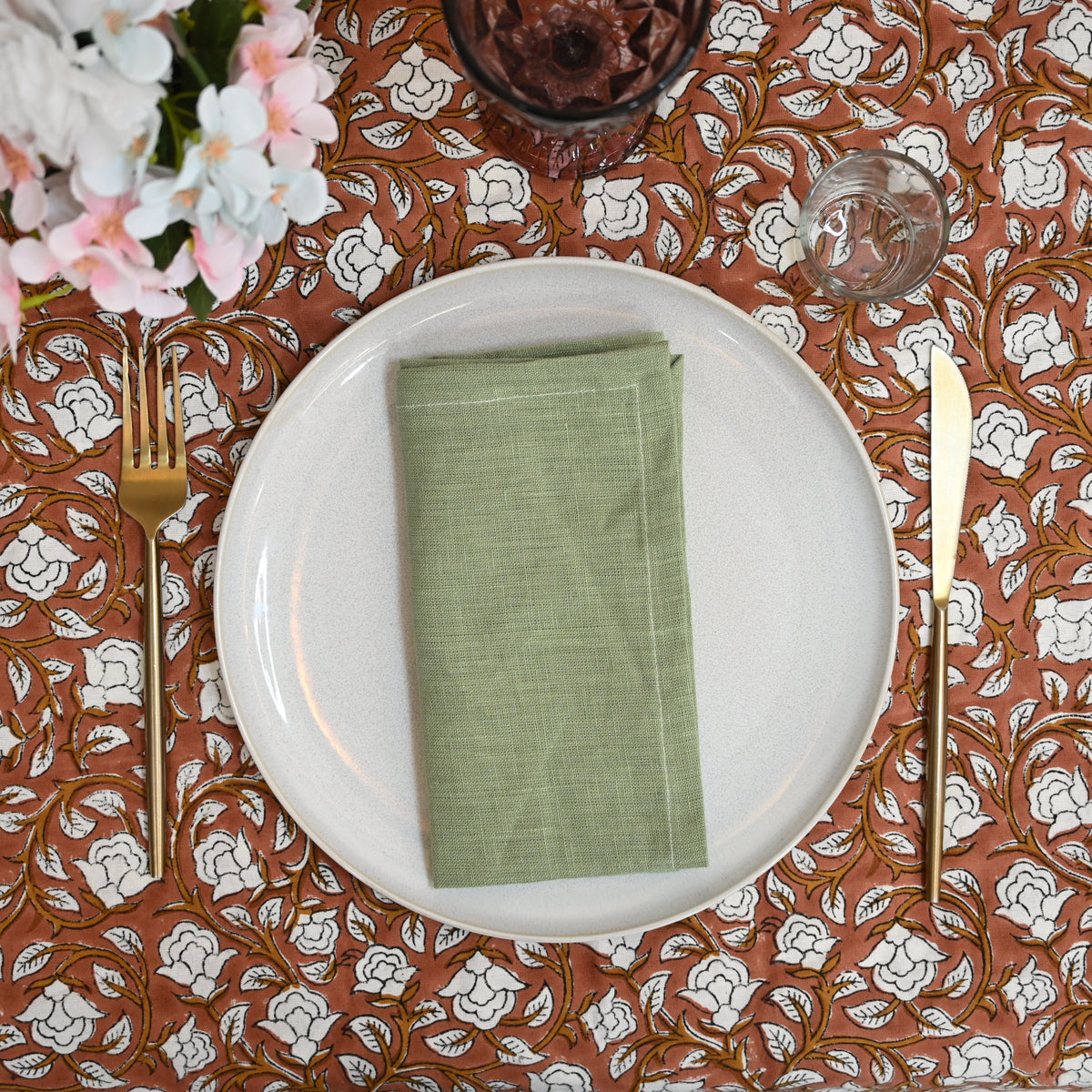 Sawyer Solid Linen Dinner Napkin