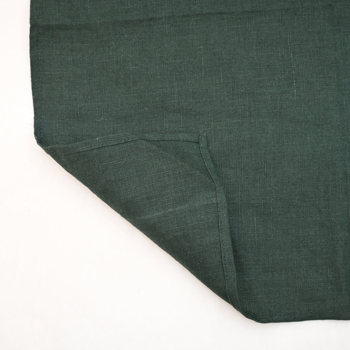 Axel Solid Linen Dinner Napkin