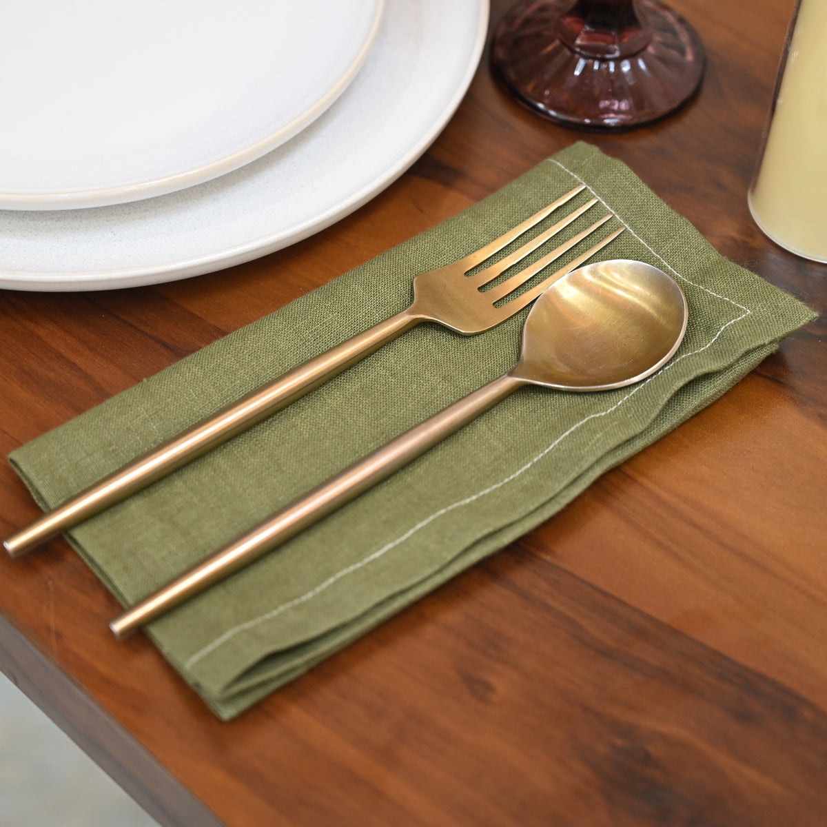 Brody Solid Linen Dinner Napkin