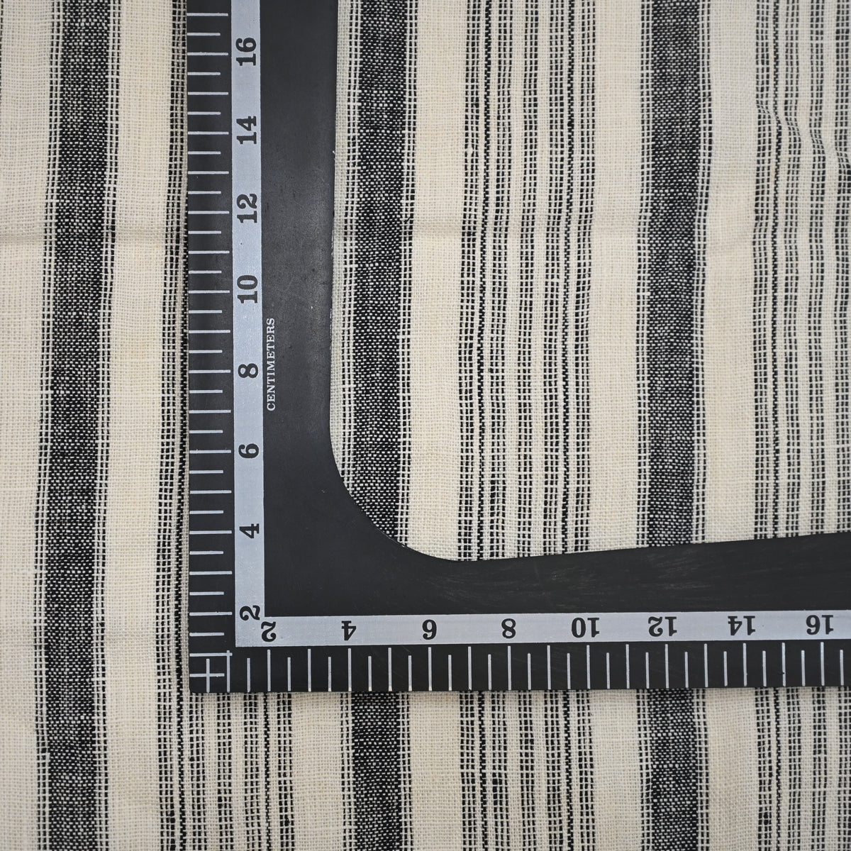 Declan Striped Linen Dinner Napkin