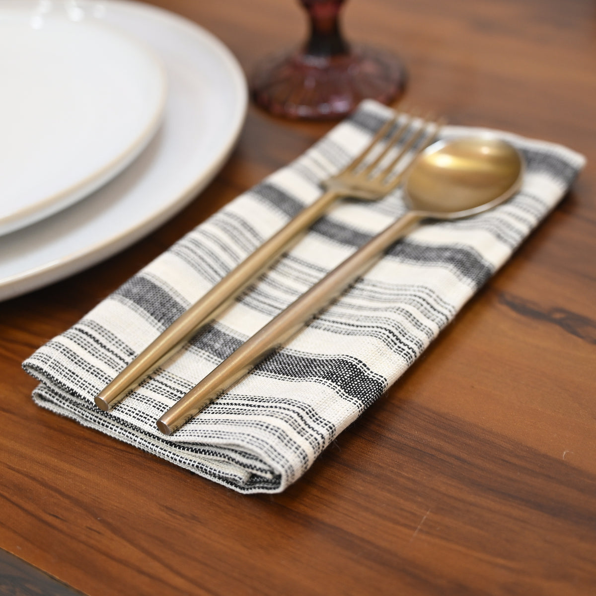 Declan Striped Linen Dinner Napkin