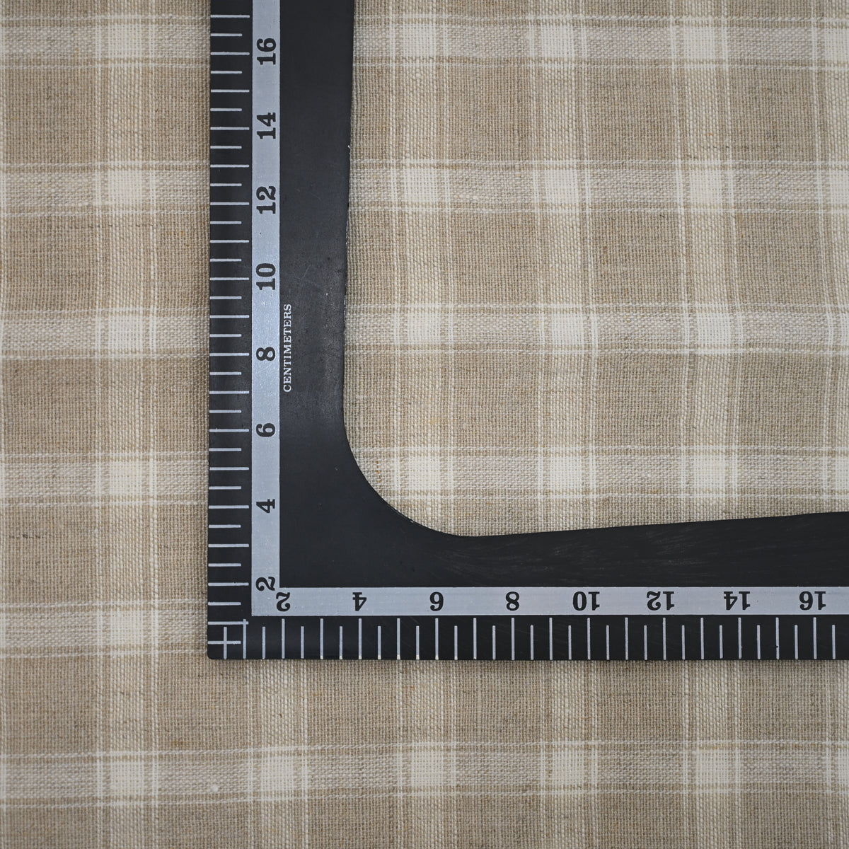 Elliott Checked Linen Dinner Napkin