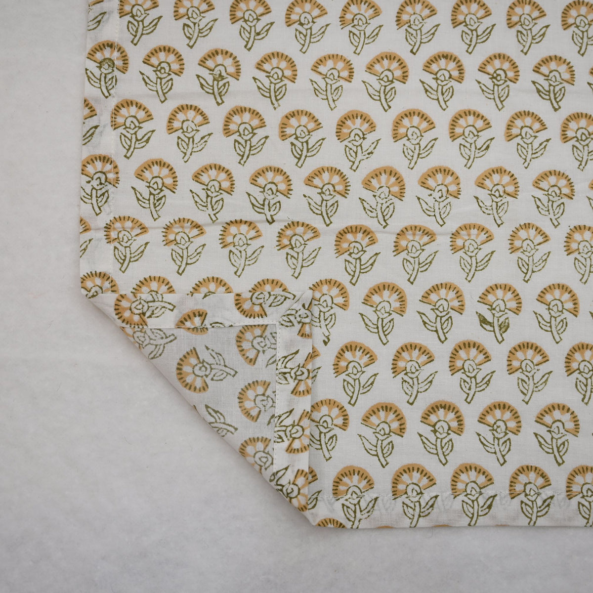 Alaric Botanical Cotton Dinner Napkin