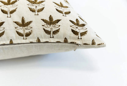 Eva Woven Pillow Cover - Maple Village Lane