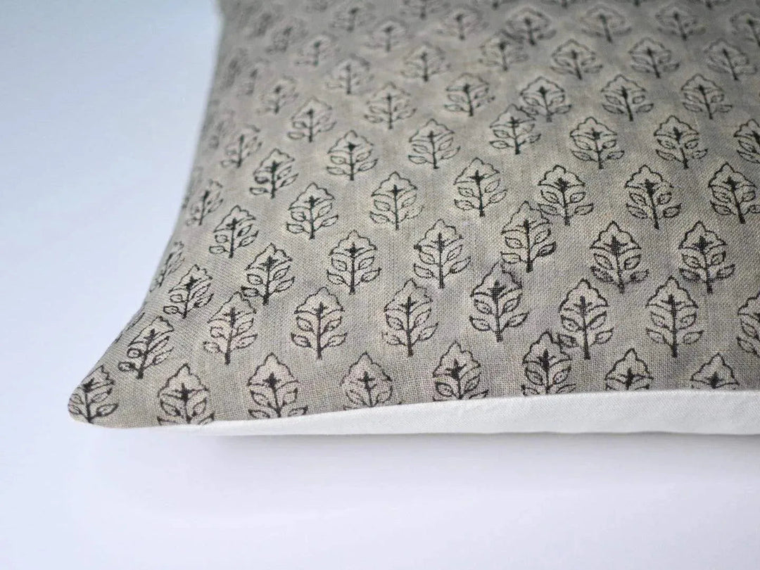 Paola Pillow Cover